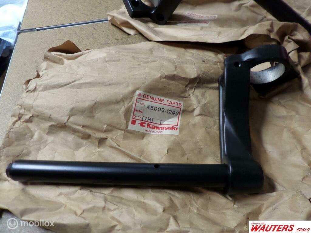 Stuurhelft lh gtr1000  nr 46003-1246, Motoren, Onderdelen | Kawasaki, Nieuw, Ophalen of Verzenden