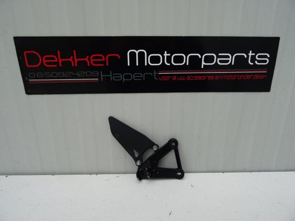 Rechter Schetsplaat / Voetsteun houder Ducati 848 1098 1198, Motos, -, Utilisé, -, -