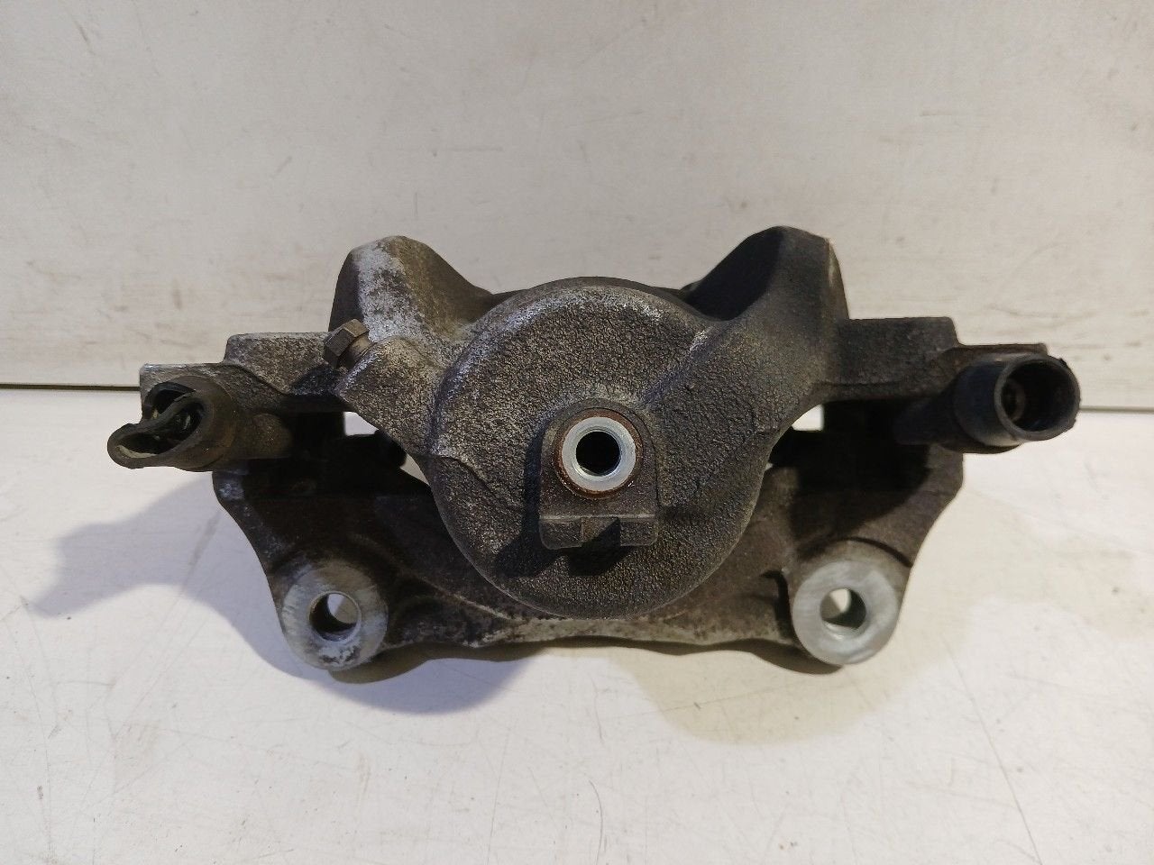 Remklauw links voor Nissan Qashqai, Auto-onderdelen, Remmen en Aandrijving, Nissan, Gebruikt, Herkomst onderdeel bekend, 12 maanden garantie