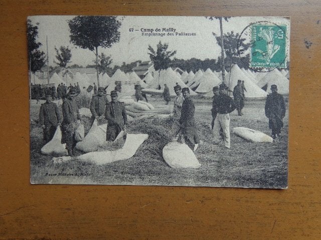 Pk Militaria, Camp de Mailly - Emplissage des paillasses, Enlèvement ou Envoi, Affranchie, Politique et Histoire