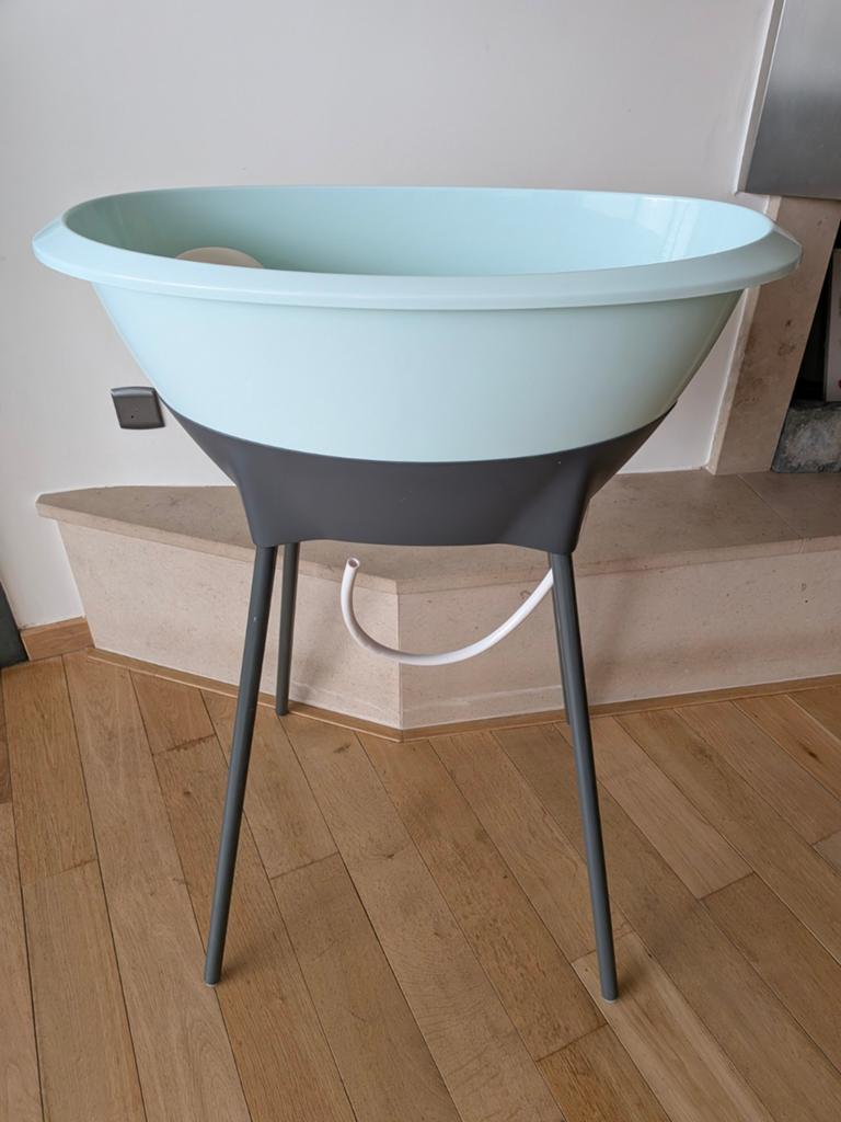 Luma babybadje met standaard en badstoeltje, Kinderen en Baby's, Badjes en Verzorging, Ophalen