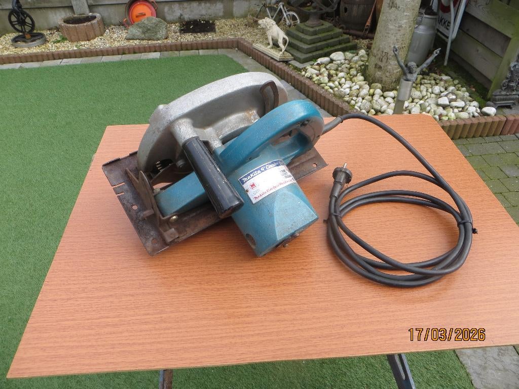makita cirkelzaag, Doe-het-zelf en Bouw, Ophalen, Gebruikt, 1200 watt of meer, Cirkelzaag