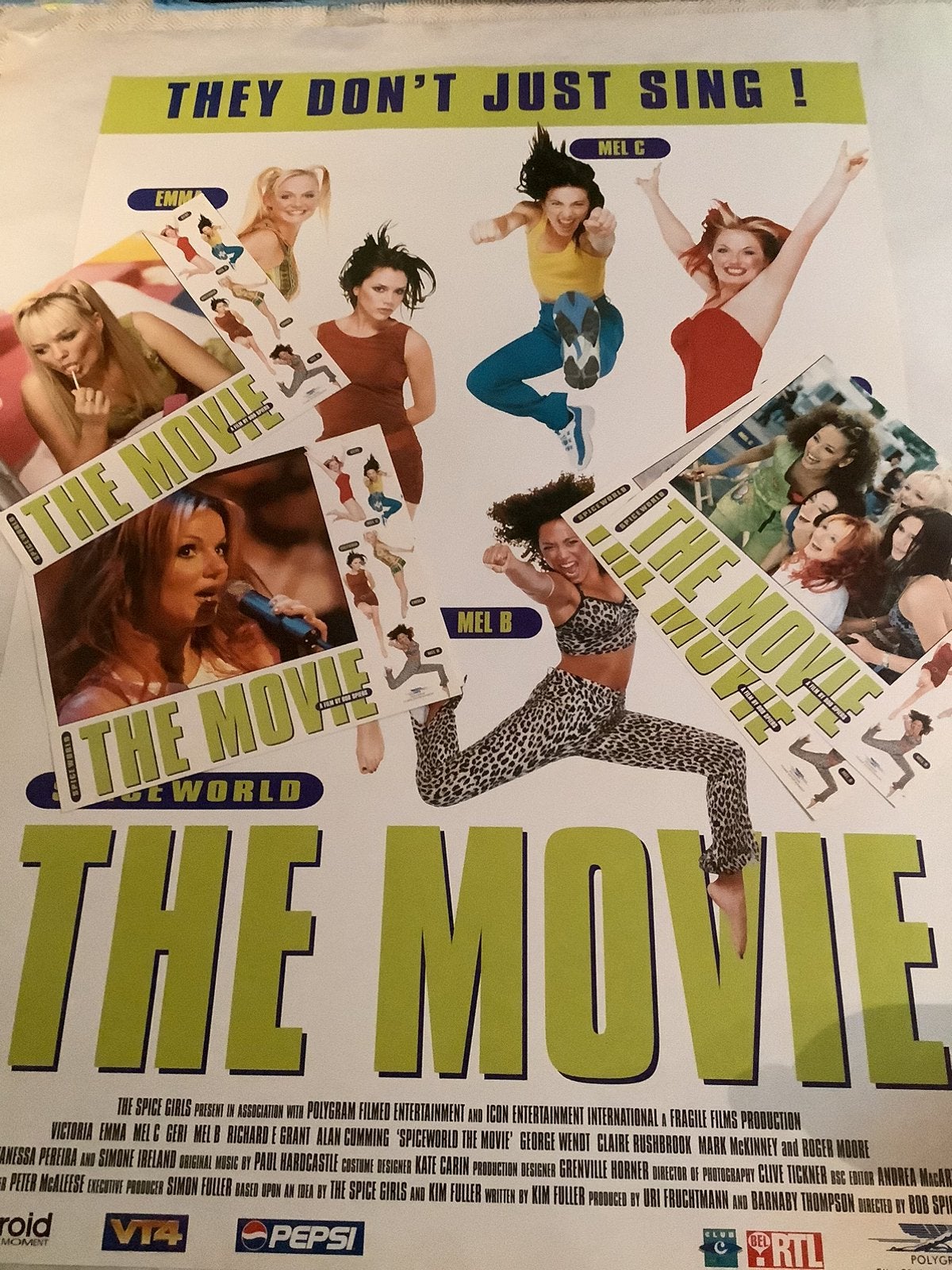 SPICE GIRLS   POSTER + FOTO'S(8), Ophalen of Verzenden, Zo goed als nieuw