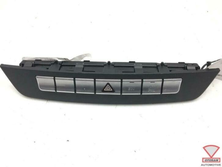 mercedes c w204 alarmlichtschakelaar pdc eco a2049058701, Gebruikt, Mercedes-Benz AG, Mercedes-Benz, Mercedesstrasse 120
70372  Stuttgart, DE