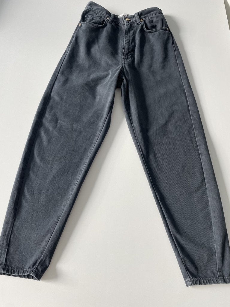 Zwarte/grijze jeans van Essentiel maat 24, Zwart, Ophalen of Verzenden, Zo goed als nieuw, Essentiel Antwerp