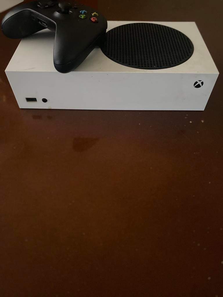 Xbox series S te koop met controller en monitor en headset, Ophalen, Zo goed als nieuw, Xbox Series S