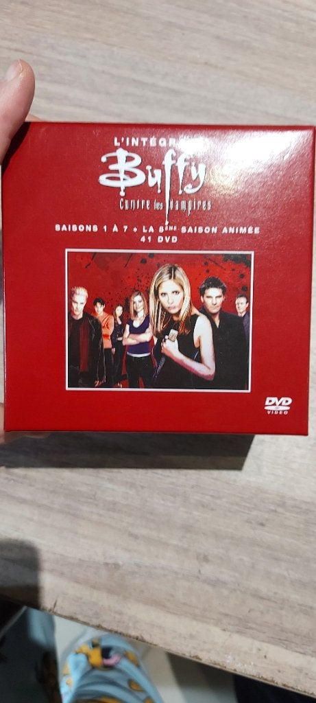 Dvd coffret Buffy intégral, Cd's en Dvd's, Ophalen, Science Fiction en Fantasy, Zo goed als nieuw, Reissue