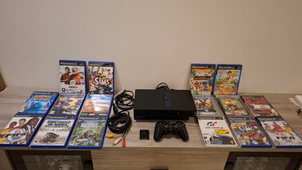 PlayStation 2 en très bonne état avec 16 jeux, etc, Enlèvement ou Envoi