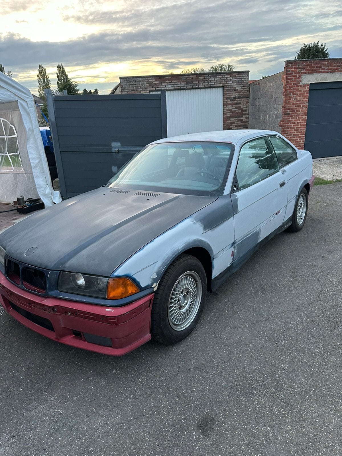 Pièces BMW E36 Coupé / Cabriolet, Achat, Cabriolet, Automatique, Particulier