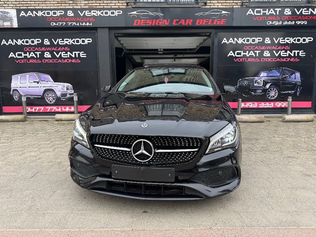 Mercedes CLA 180 Pack AMG FULL Panorama Grand Navi Cruise, Auto's, Automaat, Zwart, Leder, Bedrijf