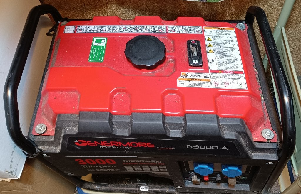 Generator Genermore 3000Watts, 230V te koop., Ophalen, Zo goed als nieuw