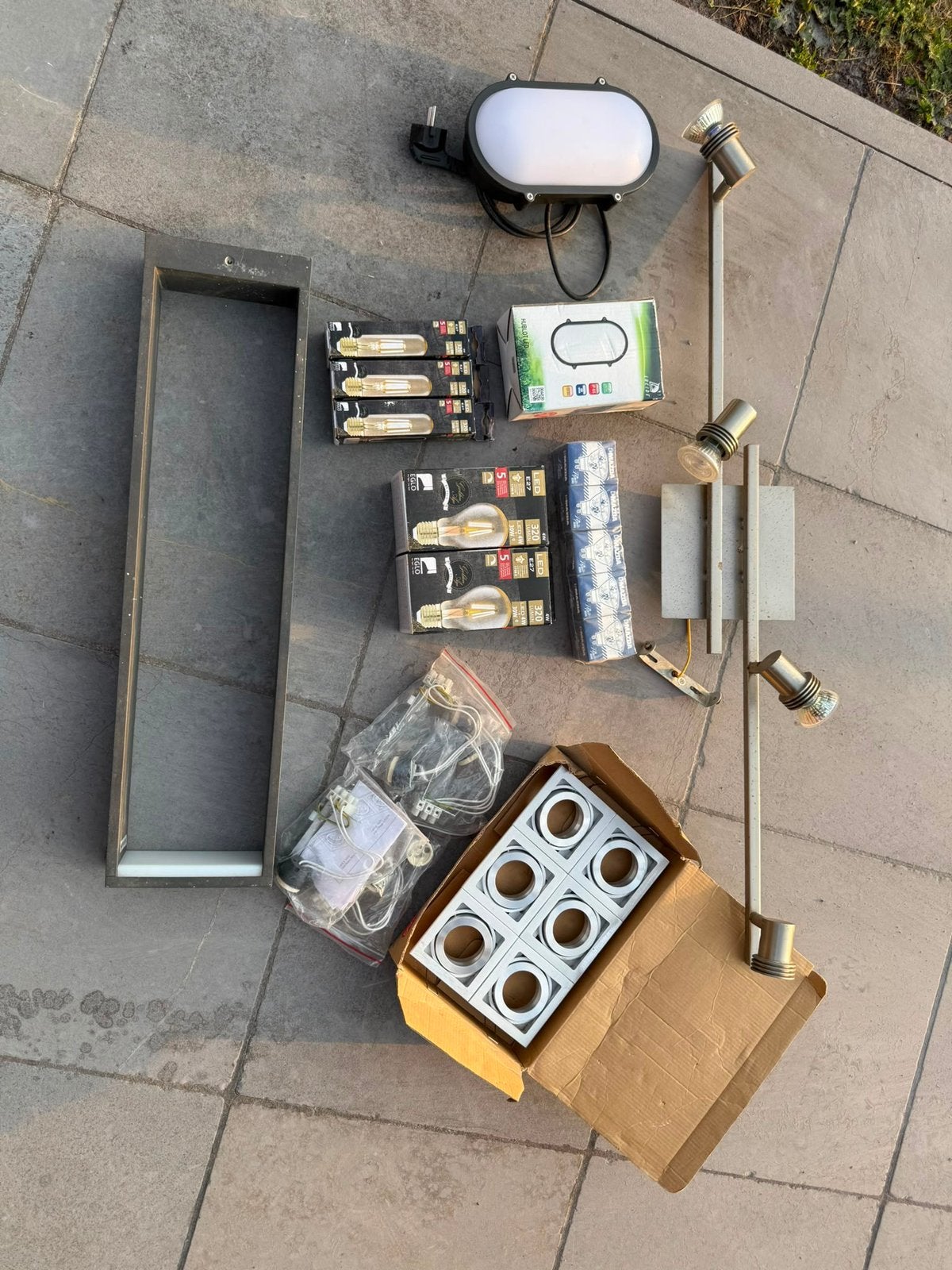 Lot verlichting spots, buitenlamp, lampen.., Tuin en Terras, Buitenverlichting, Ophalen, Zo goed als nieuw, Aluminium, Spots