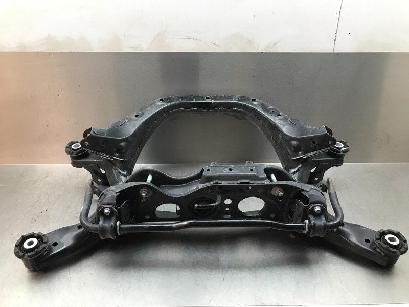 BERCEAU MOTEUR Toyota RAV4 (A5) (01-2018/-) (|5120642080|), Dhr. M. Roggen, Toyota, Stadsweg 37 37
9917 PV  WIRDUM GR., NL, Utilisé