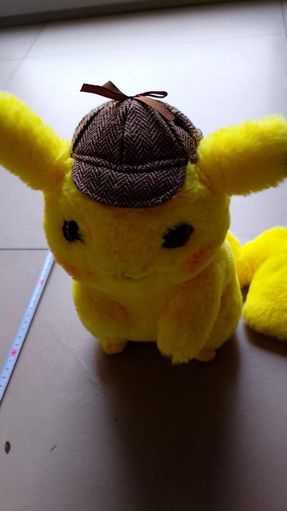 Pikachu detective, Hobby en Vrije tijd, Ophalen of Verzenden, Zo goed als nieuw
