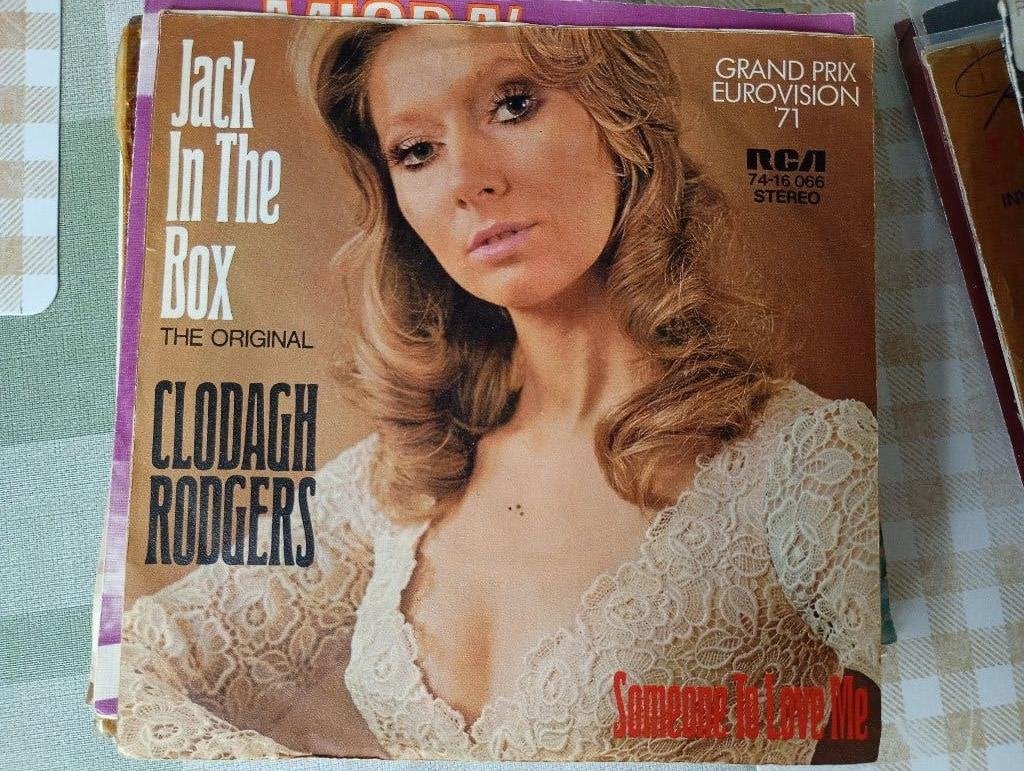 Clodagh Rodgers - Jack in the box, Gebruikt, Verzenden, 7 inch, Fotohoes