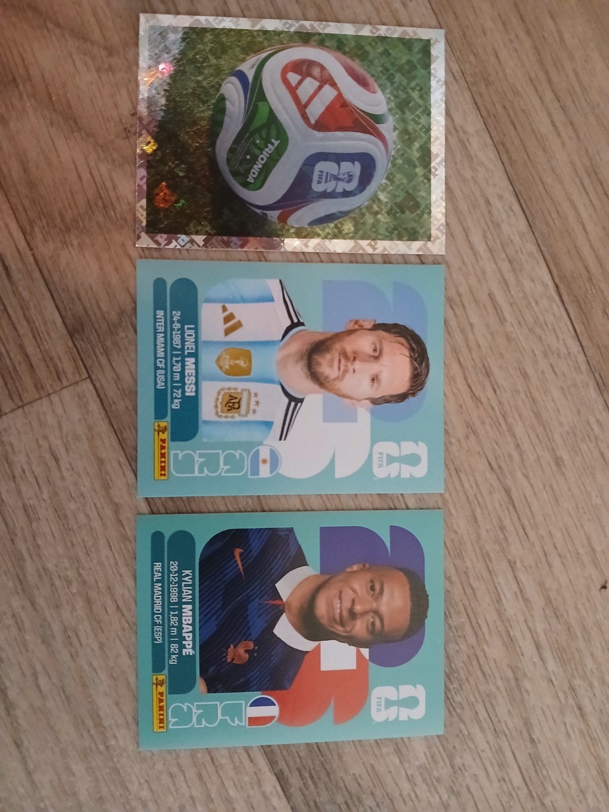 Voetbalstickers, Hobby en Vrije tijd, Ophalen of Verzenden, Nieuw, Meerdere stickers