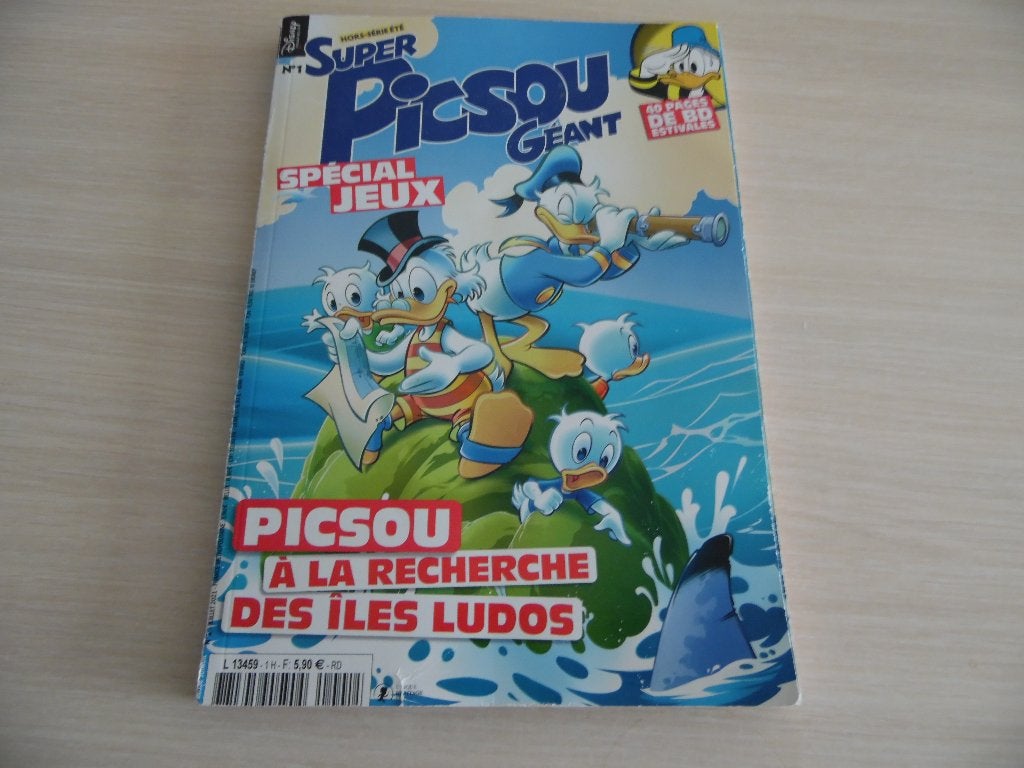 SUPER PICSOU GÉANT N° 1    SPÉCIAL JEUX, Ophalen of Verzenden, Zo goed als nieuw, Eén stripboek, WALT DISNEY