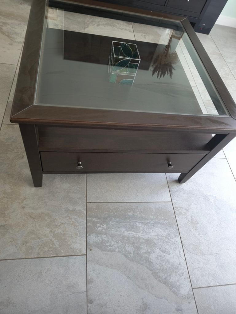 Salontafel, Enlèvement, Verre