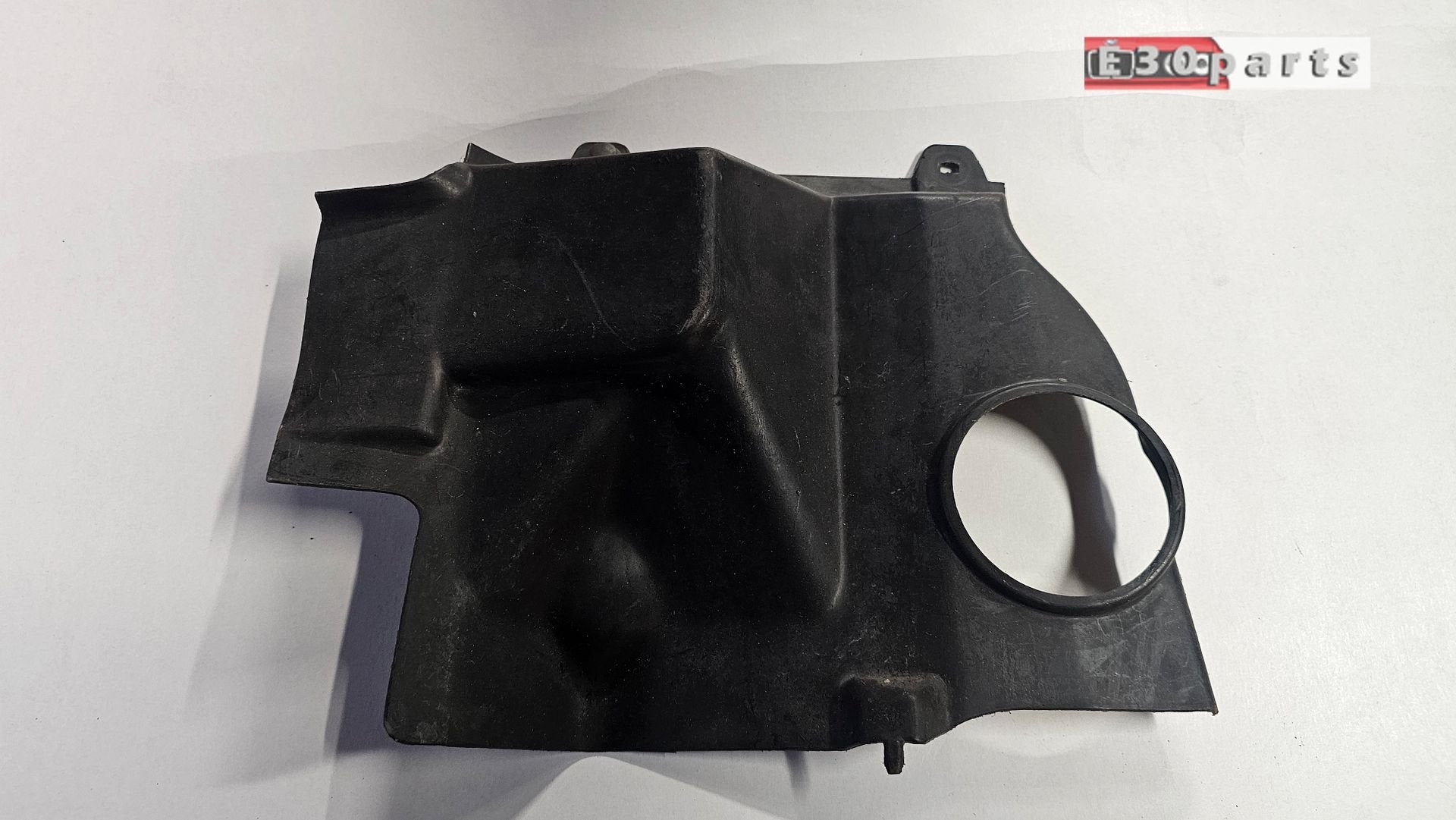 Afdekkap afdekking links koplamp BMW 3 serie E30 51711965243, -, Origine de la pièce connue, Utilisé, -