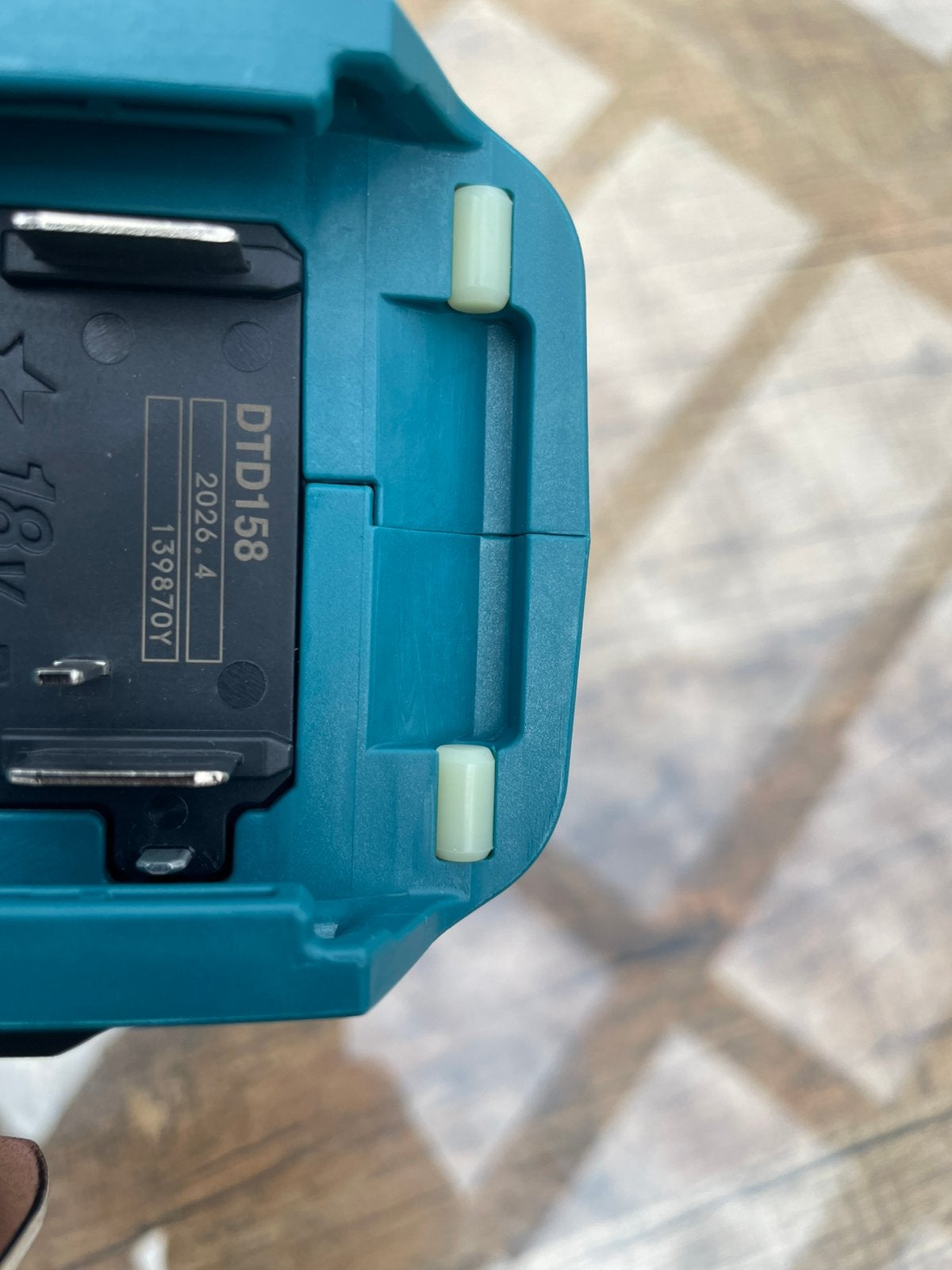 Makita, Enlèvement, Comme neuf