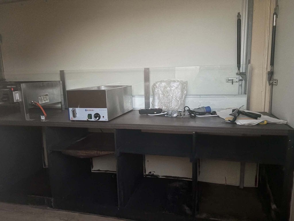 Foodtruck, Enlèvement, Utilisé