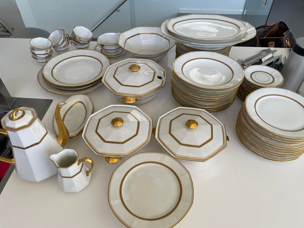 Limoges servies 12 pers. + alle toebehoren., Ophalen, Zo goed als nieuw, Effen, Porselein