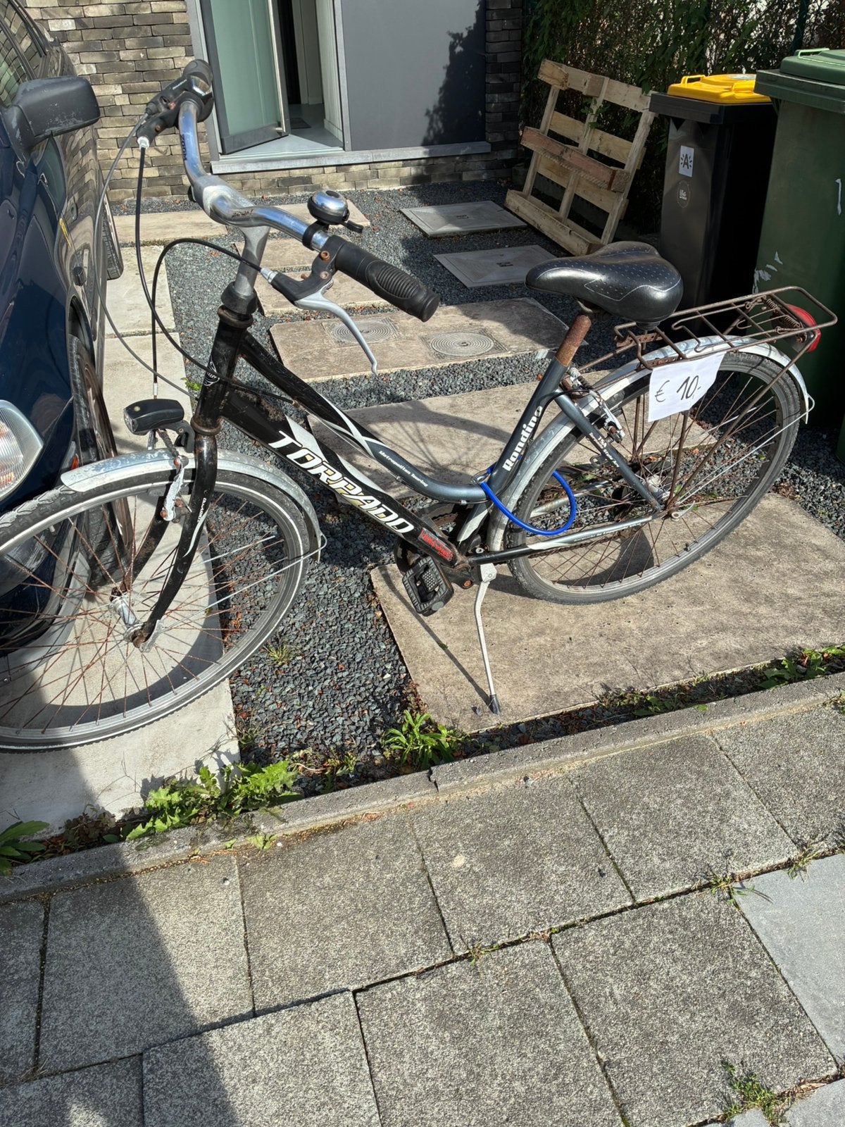 Damesfiets, Enlèvement, Utilisé