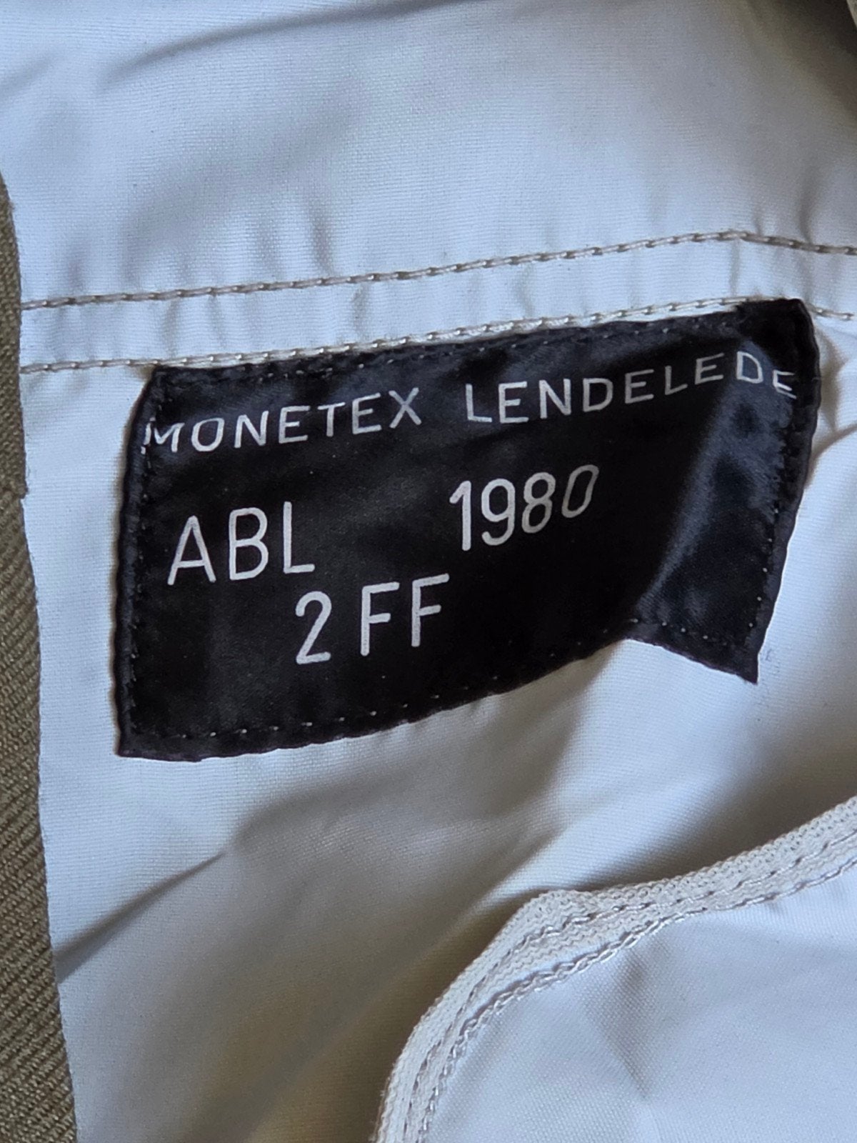 Uniform Belgisch Leger 2 Broeken, Verzamelen, Ophalen of Verzenden