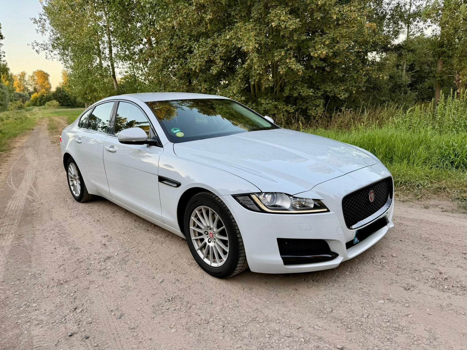JAGUAR XF 2.0 DIESEL 163PK | AUTOMAAT | CAMERA | LED |Euro6b, Auto's, Automaat, 4 deurs, Achterwielaandrijving, 4 cilinders