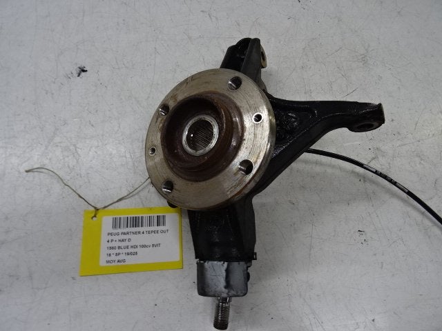 MOYEU DE ROUE AVANT GAUCHE Peugeot, Kontakt-peugeot@peugeot.com, Utilisé, Peugeot Deutschland GmbH, Bahnhofsplatz
65423  Rüsselsheim, DE