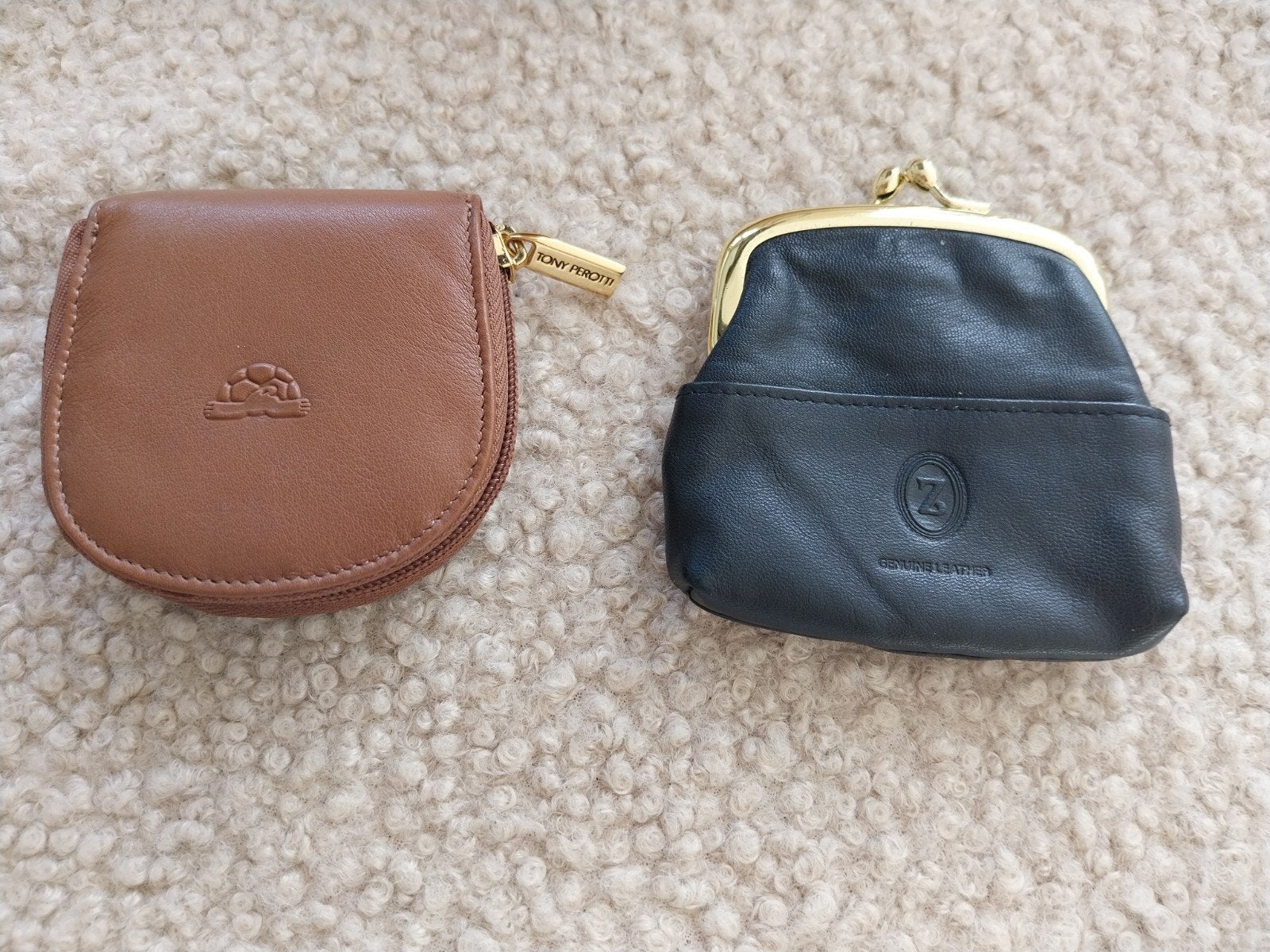 Twee lederen portemonnees, Handtassen en Accessoires, Ophalen of Verzenden