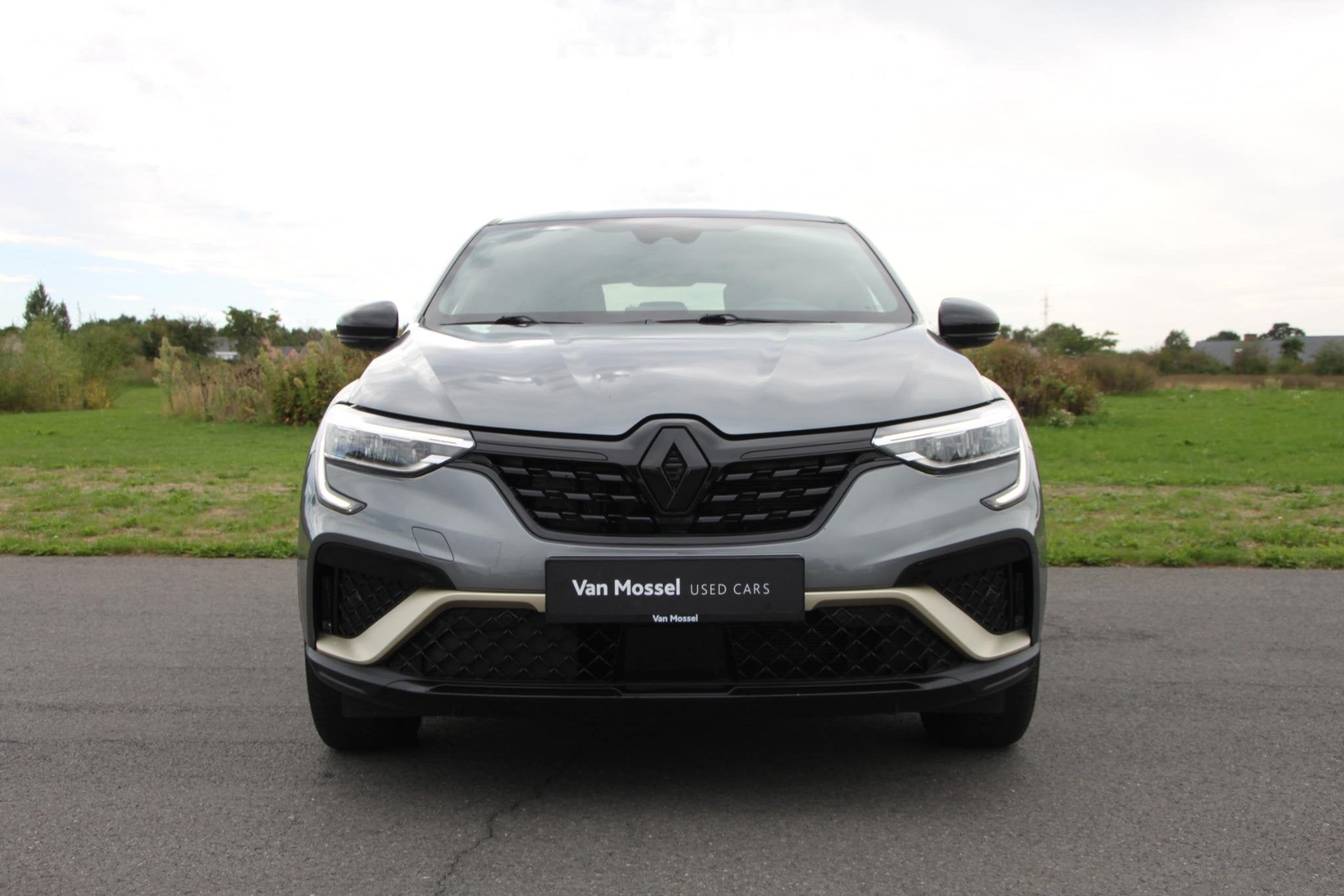 Renault Arkana E-TECH Hybrid Engineered (automatique), Entreprise, Electronic Stability Program (ESP), Carnet d'entretien, Noir
