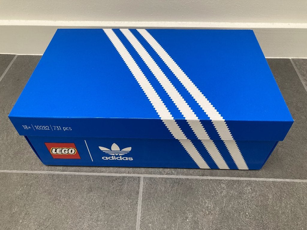 Nouveau LEGO 10282 Adidas Originals Superstar, Enfants & Bébés, Jouets | Duplo & Lego, Neuf, Lego, Ensemble complet, Complet, Boîte incluse