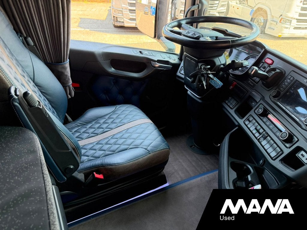Scania R530 V8 6x2 LL Glacier SHOWTRUCK // BUFFL opbouw - Ra, Auto's, Vrachtwagens, Scania, Wit, Leder, Diesel
