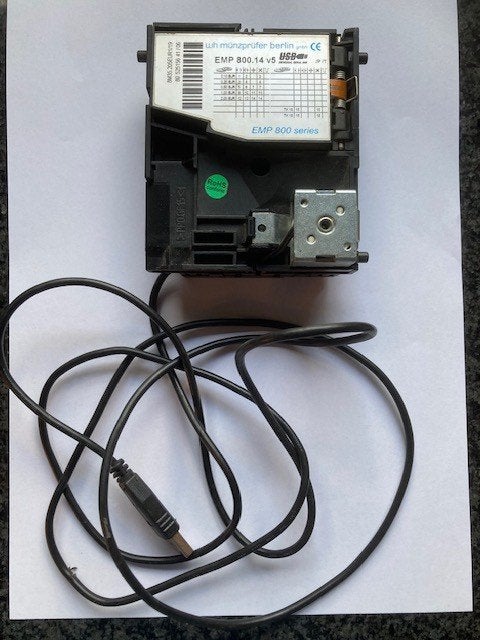 accepteur de pièces EMP 800.14 v 5 avec USB, Collections, Machines | Autre, Enlèvement ou Envoi, Comme neuf