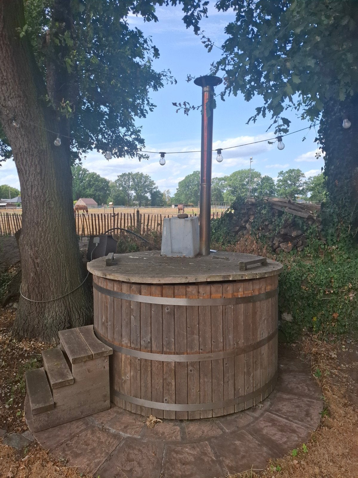 hottube diameter 1.80, Enlèvement, Utilisé, Fixé