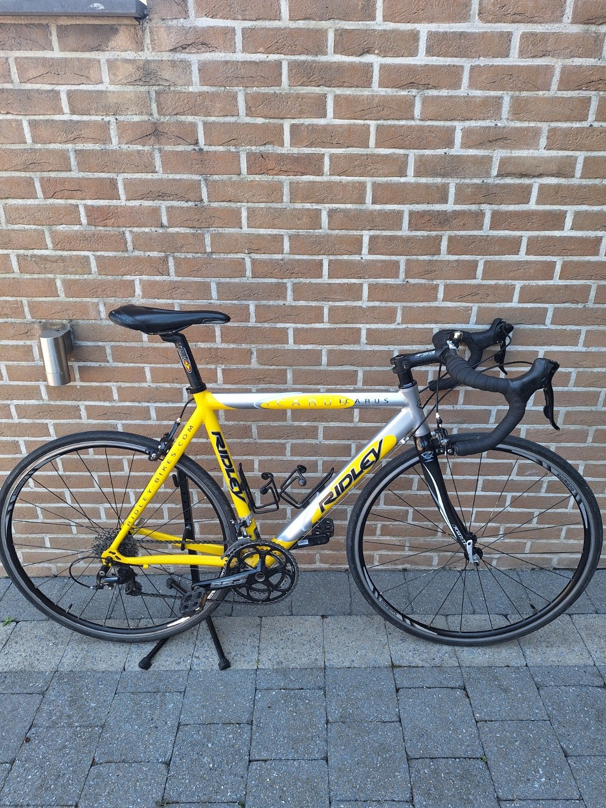 Koersfiets Ridley, Gebruikt, Aluminium, 15 tot 20 versnellingen, 53 tot 57 cm