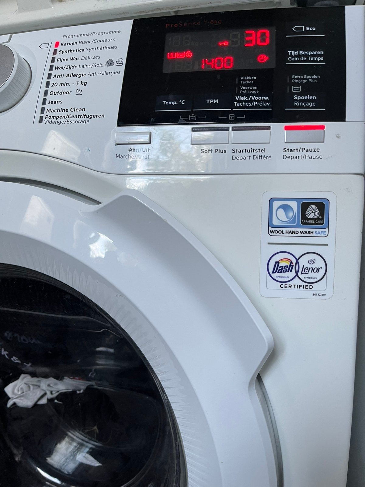 Tapis de lave AEG 6000, 1200 à 1600 tours, Programme lavage à la main, Chargeur frontal, Enlèvement