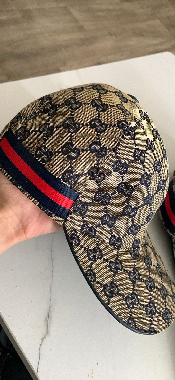 Casquette gucci 35€ poece je lisue les dernier pièce, Vêtements | Hommes, Chapeaux & Casquettes, Enlèvement ou Envoi, Neuf, Casquette