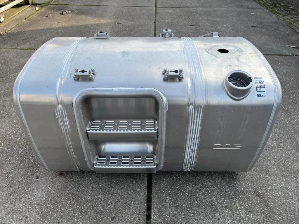DAF 2 X Diesel brandstoftank 400L 1997367, Gebruikt, DAF, Brandstofsystemen