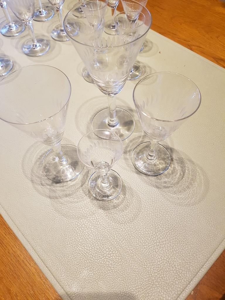 34 delig fijn glasservies, Ophalen