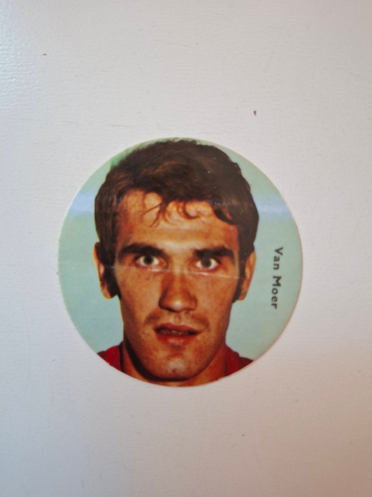 Petit autocollant Wilfried Van Moer football Beveren Belgiqu, Enlèvement ou Envoi, Comme neuf, Sport