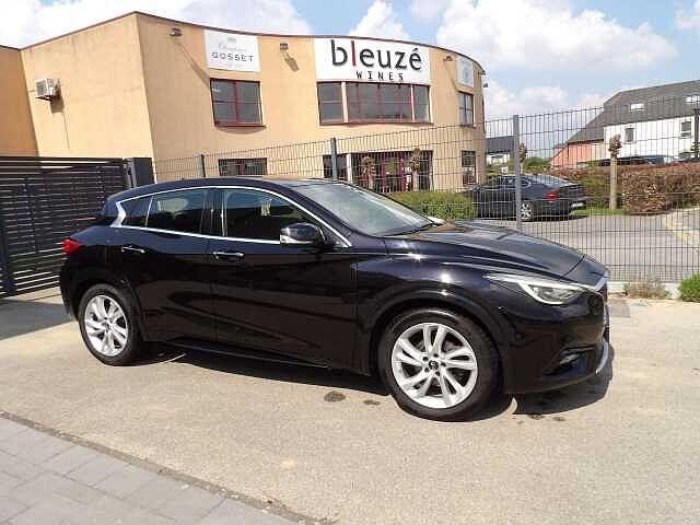 Infiniti Q30 1.5d Premium, Autos, Achat, Entreprise, Boîte manuelle, 79 kW
