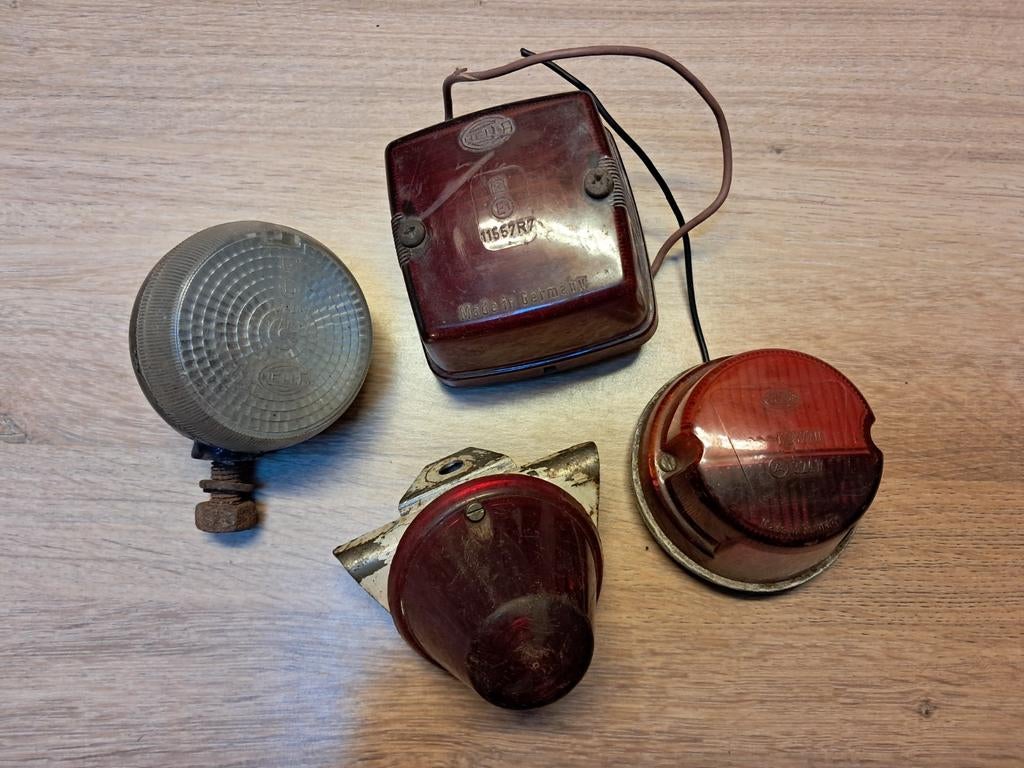 Diverse oude Hella lichtjes lampjes vintage classic, Ophalen