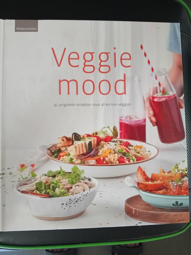 veggie mood, Boeken, Nieuw, Ophalen of Verzenden, Colruyt, Overige gebieden