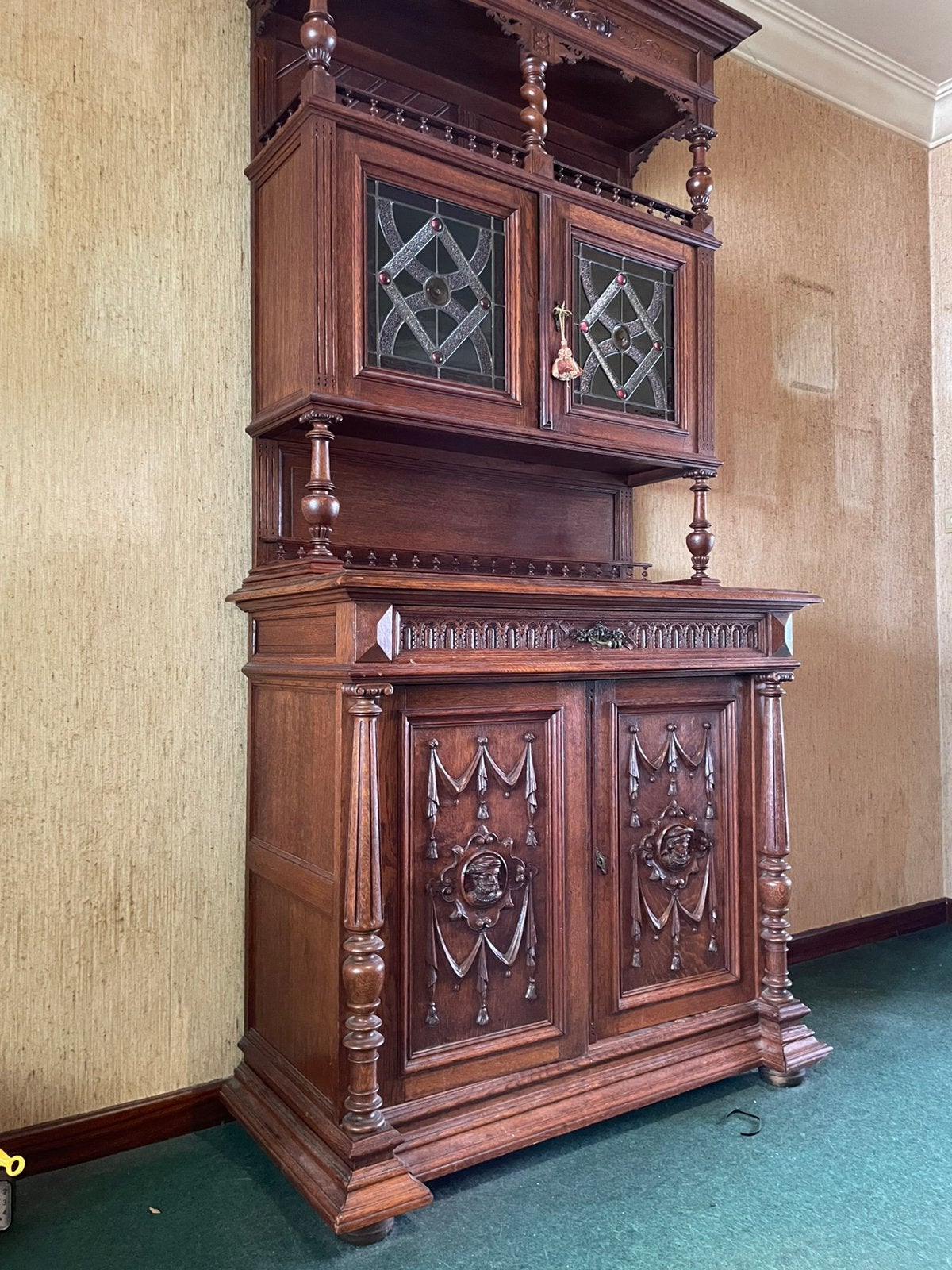 Neo-Renaissance kast in prachtige staat!, Ophalen