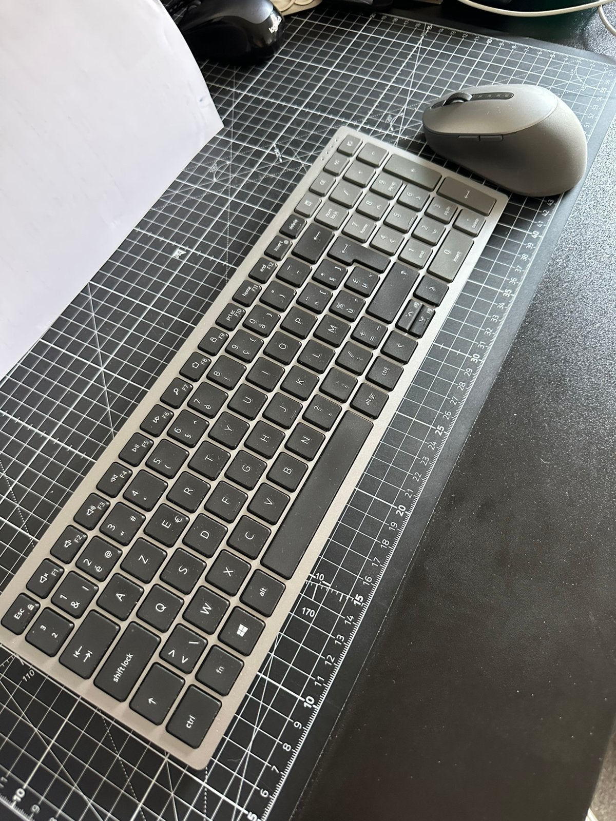 Souris et clavier Dell, Informatique & Logiciels, Enlèvement ou Envoi, Multi-appareil, Azerty, Comme neuf