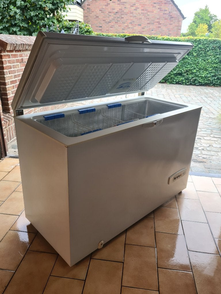 Whirlpool diepvrieskist 287 liter – werkt perfect – 3 manden, Vrieskist, Zo goed als nieuw, Vrijstaand, 90 cm of meer