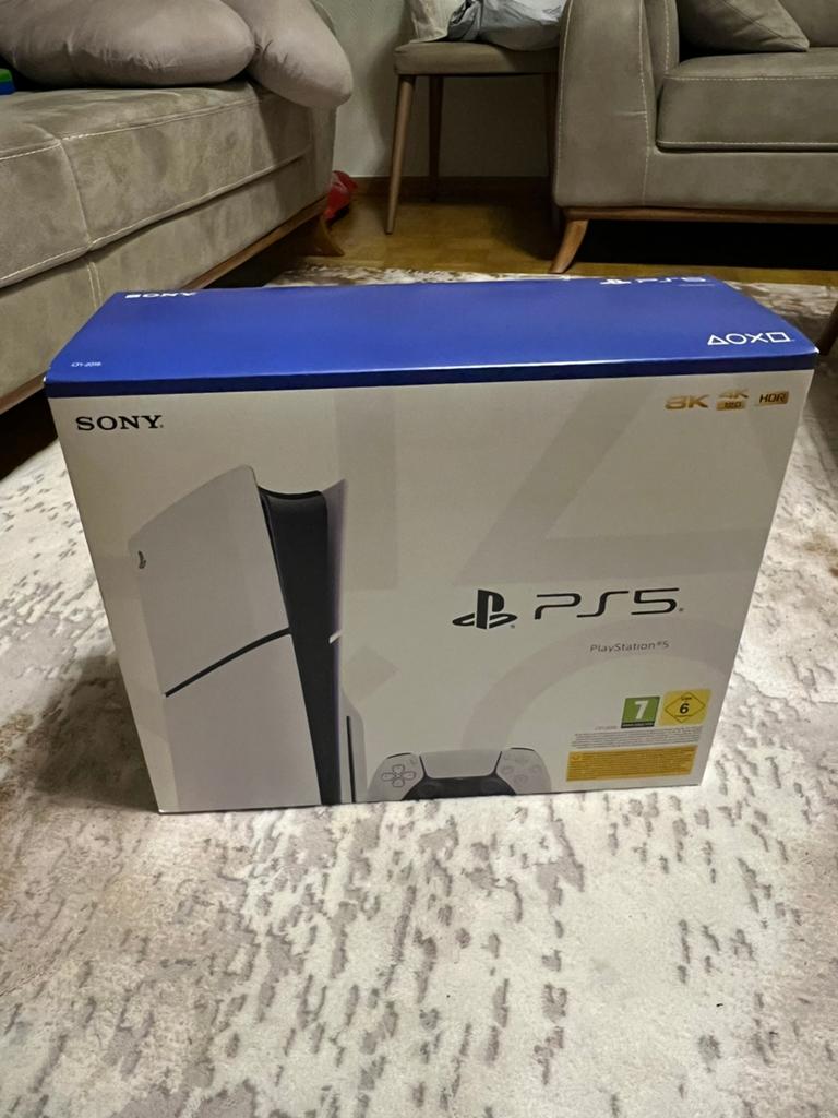 Playstation 5 Slim Disc Edition – 1TB – Zo goed als nieuw, Games en Spelcomputers, Spelcomputers | Sony PlayStation 5, Ophalen