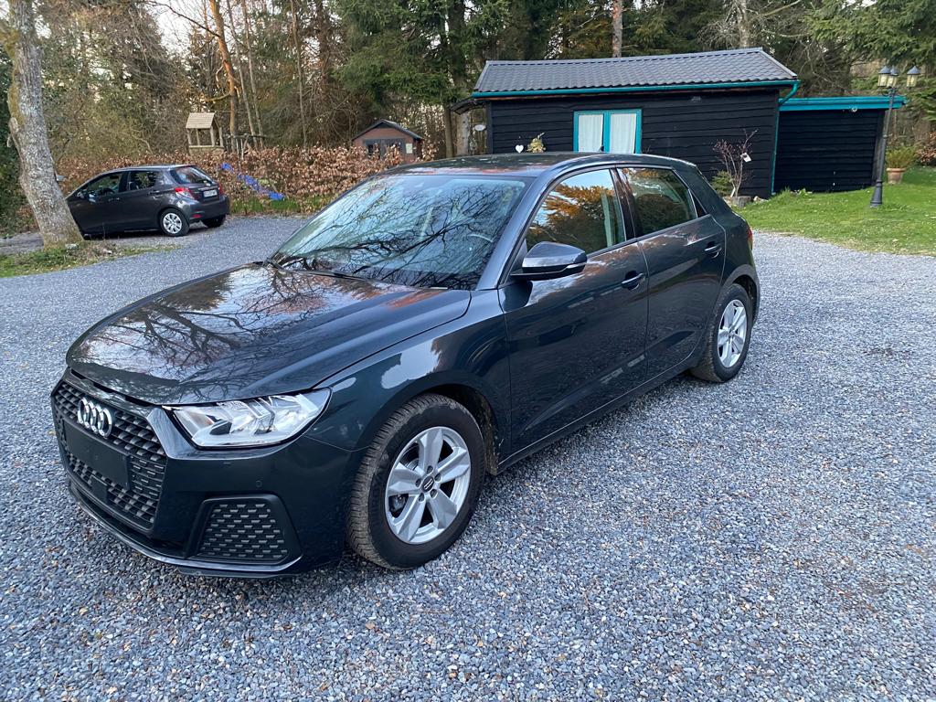 Te koop Audi A1, Auto's, Voorwielaandrijving, Stof, A1, Euro 6